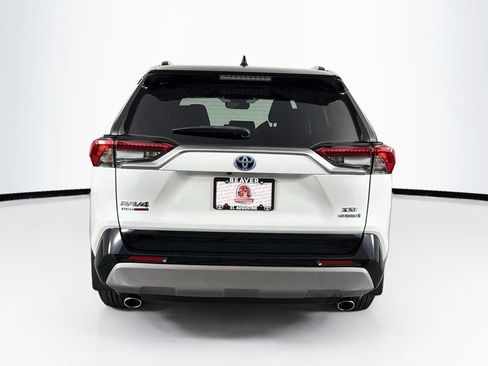 Used 2024 Toyota RAV4 XSE AWD/4WD image 8