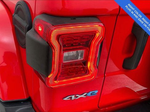 Used 2021 Jeep Wrangler Unlimited Sahara w/ Cold Weather Group image 41