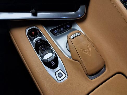 Used 2020 Chevrolet Corvette Stingray Preferred Cpe w/ 2LT Preferred Equipment Group RWD image 34