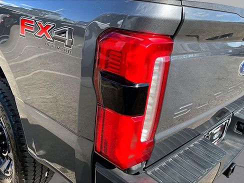 Used 2024 Ford F250 Lariat w/ Sport Appearance Package AWD/4WD image 27