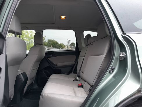 Used 2016 Subaru Forester 2.5i Premium w/ All-Weather Package AWD/4WD image 31