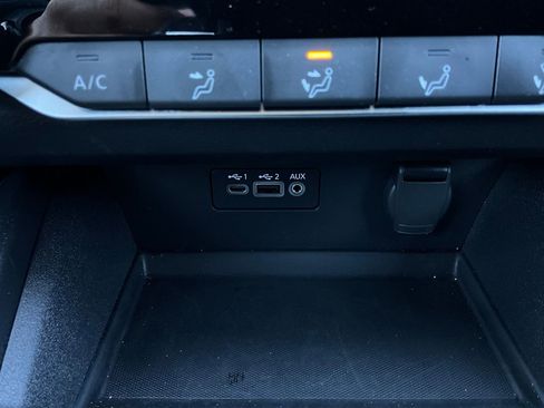 Used 2025 Nissan Altima 2.5 SV image 23