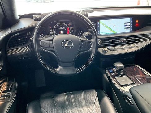 Used 2018 Lexus LS 500 w/ Luxury Package image 14