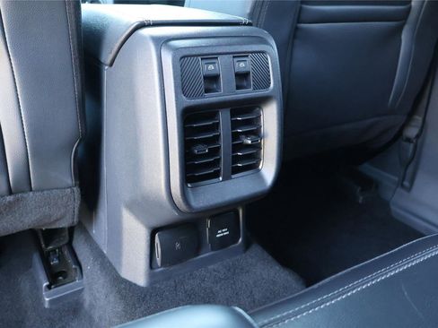 Certified 2025 Ford Bronco Outer Banks AWD/4WD image 33