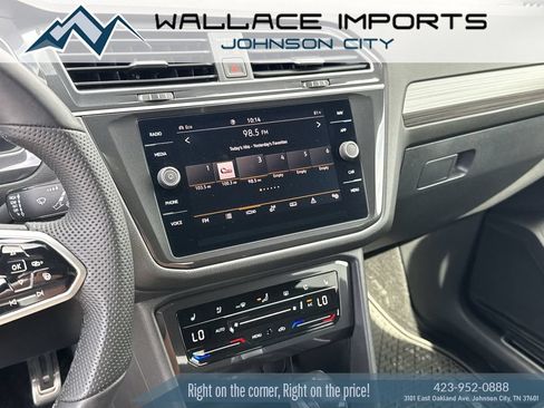 Used 2024 Volkswagen Tiguan SEL R-Line AWD/4WD image 23