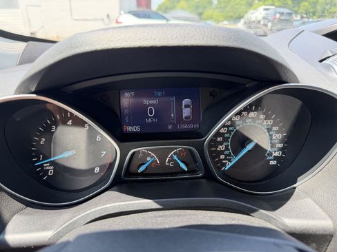 Used 2015 Ford Escape SE AWD/4WD image 13