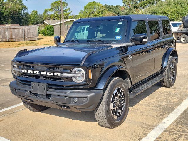 Used 2024 Ford Bronco Outer Banks AWD/4WD image 11