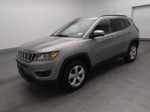 Used 2018 Jeep Compass Latitude w/ Popular Equipment Group image 2