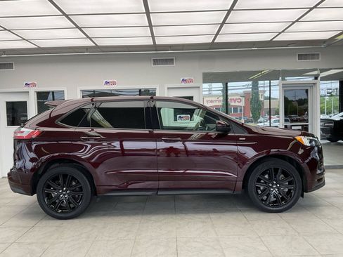 Used 2021 Ford Edge ST-Line AWD/4WD image 4