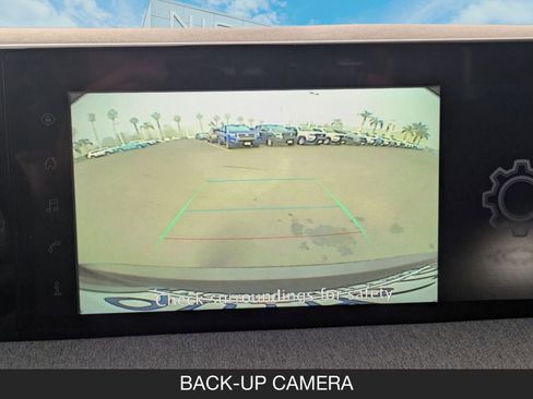 Certified 2025 Nissan Kicks SV image 18