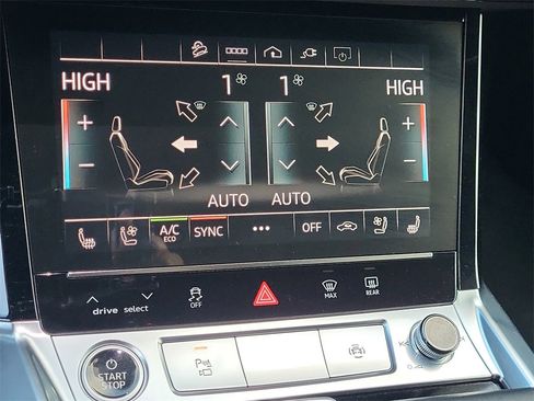 Used 2022 Audi e-tron Premium Plus w/ Premium Plus Package image 28