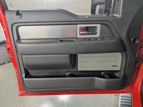 Used 2014 Ford F150 FX4 w/ Equipment Group 402A Luxury AWD/4WD image 8