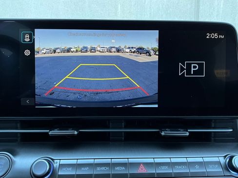 Used 2025 Hyundai Kona SEL image 32