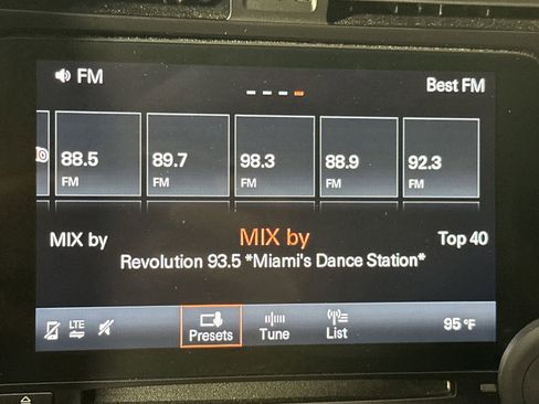 Used 2018 Porsche 911 GT3 w/ Sport Chrono Package image 16