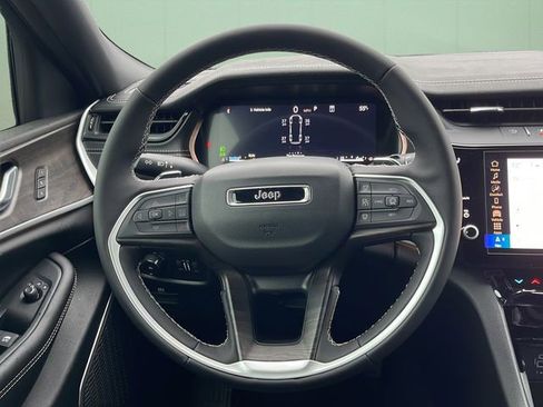 New 2026 Jeep Grand Cherokee L Limited image 26