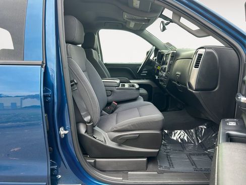 Used 2018 Chevrolet Silverado 1500 LT w/ All Star Edition image 11