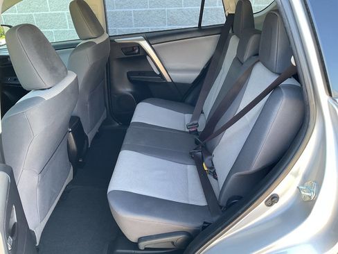 Used 2014 Toyota RAV4 LE FWD image 25