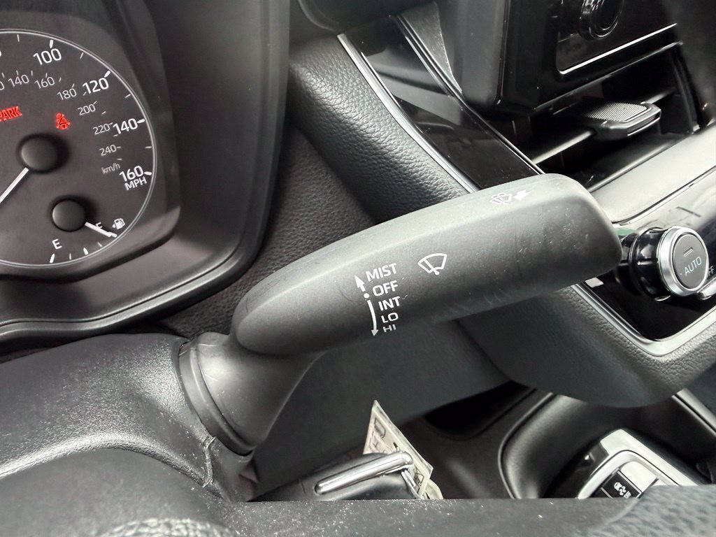 Used 2025 Toyota Corolla LE FWD image 26
