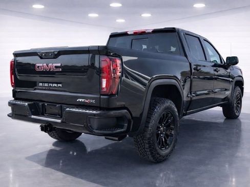 Used 2023 GMC Sierra 1500 AT4X image 6