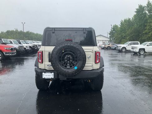 New 2026 Ford Bronco Outer Banks w/ Sasquatch Package AWD/4WD image 6