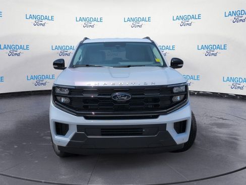 New 2026 Ford Expedition Active RWD image 12