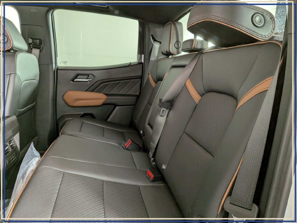 New 2026 GMC Canyon AT4 w/ Technology Plus Package AWD/4WD image 29