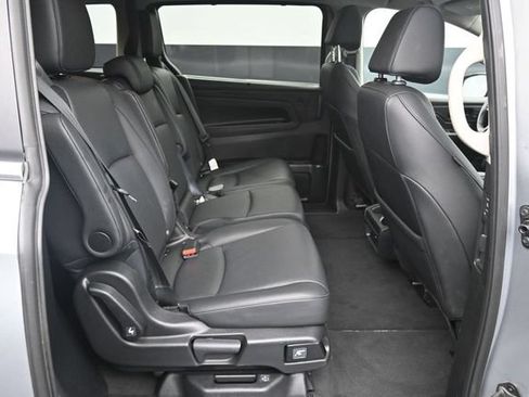 Used 2025 Honda Odyssey EX-L image 21