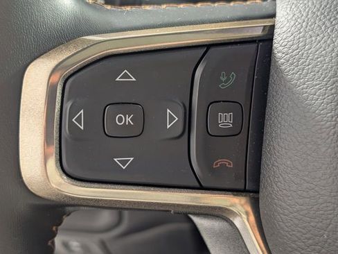 Used 2023 RAM 1500 Limited AWD/4WD image 17