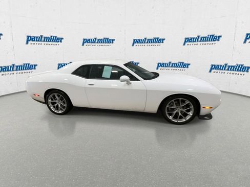 Used 2022 Dodge Challenger GT image 13