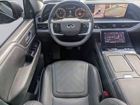 Used 2025 INFINITI QX80 Luxe RWD image 17