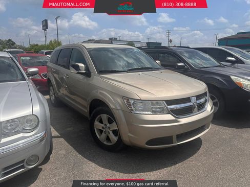 Used 2009 Dodge Journey SXT FWD image 3
