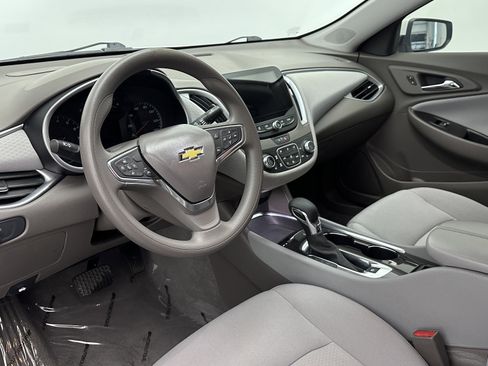 Used 2023 Chevrolet Malibu LT image 8