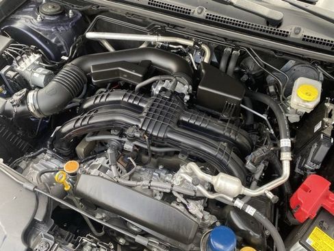 Used 2024 Subaru Crosstrek 2.0i Premium image 11