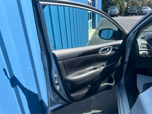 Used 2017 Nissan Sentra SV w/ Protection Package image 24