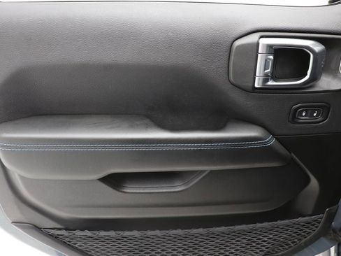 Used 2024 Jeep Wrangler Unlimited Rubicon 4xe image 15