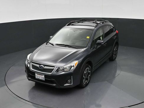 Used 2017 Subaru Crosstrek 2.0i Limited AWD/4WD image 17