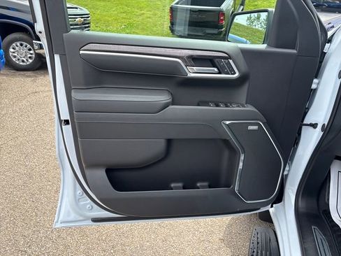 New 2026 Chevrolet Silverado 1500 LTZ w/ Z71 Off-Road Package AWD/4WD image 8