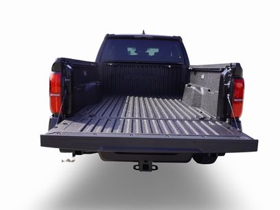 New 2025 Toyota Tacoma SR5