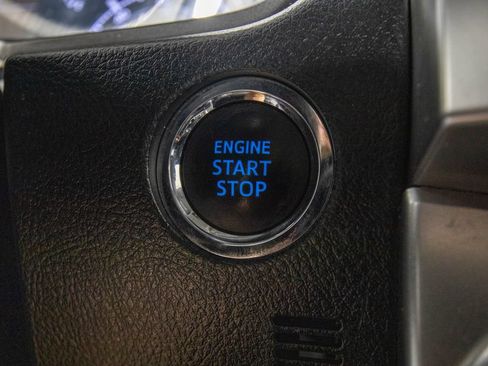Used 2021 Toyota 4Runner SR5 AWD/4WD image 25