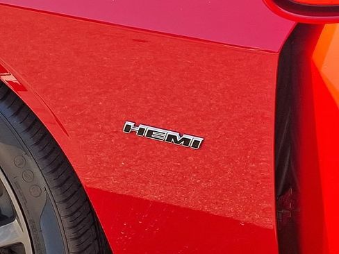 Used 2019 Dodge Challenger R/T w/ Cold Weather Group RWD image 33
