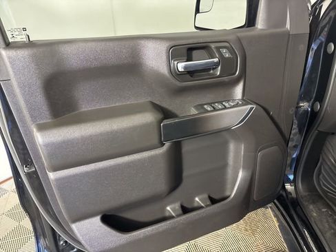Used 2021 Chevrolet Silverado 1500 Custom Trail Boss w/ Midnight Edition AWD/4WD image 13