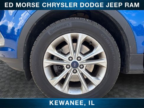 Used 2018 Ford Escape SE w/ Ford Safe & Smart Package AWD/4WD image 14