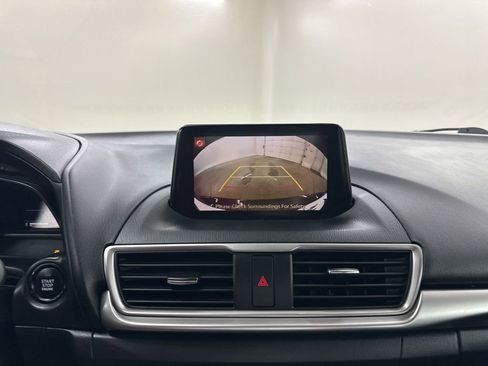 Used 2017 MAZDA MAZDA3 Touring image 42