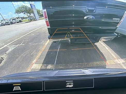 Used 2021 Chevrolet Suburban LS image 34