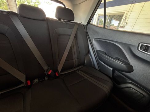 Used 2026 Hyundai Venue SEL FWD image 38