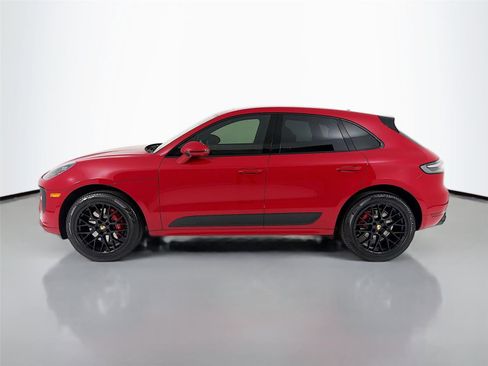 Used 2021 Porsche Macan GTS image 2