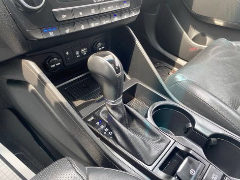 Used 2019 Hyundai Tucson Ultimate w/ Cargo Package AWD/4WD image 19
