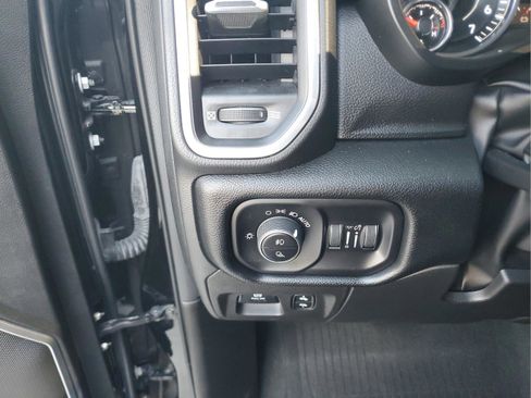 Certified 2022 RAM 1500 Laramie image 27