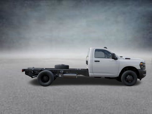 New 2026 RAM 3500 Tradesman AWD/4WD image 21