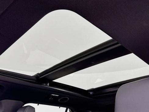 Used 2025 Ford Explorer ST image 22